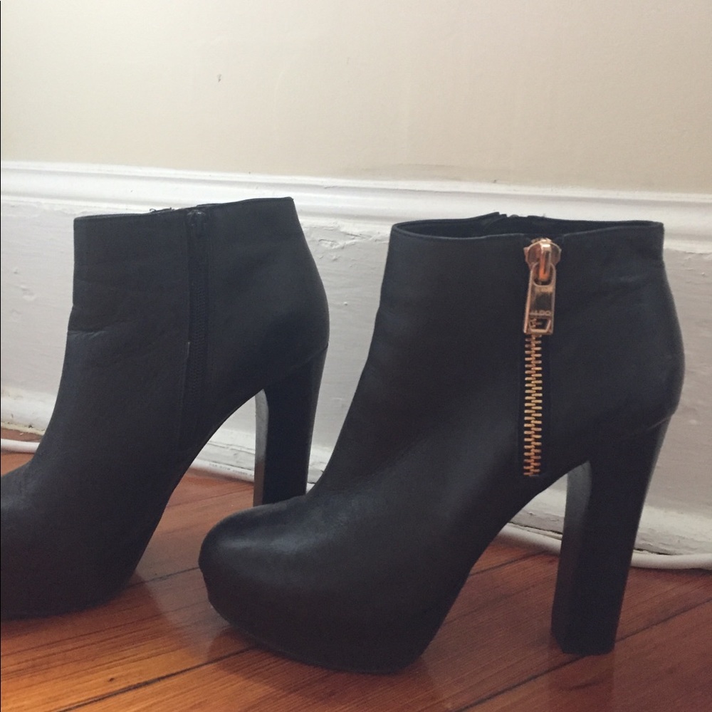 Aldo heeled black booties size 10